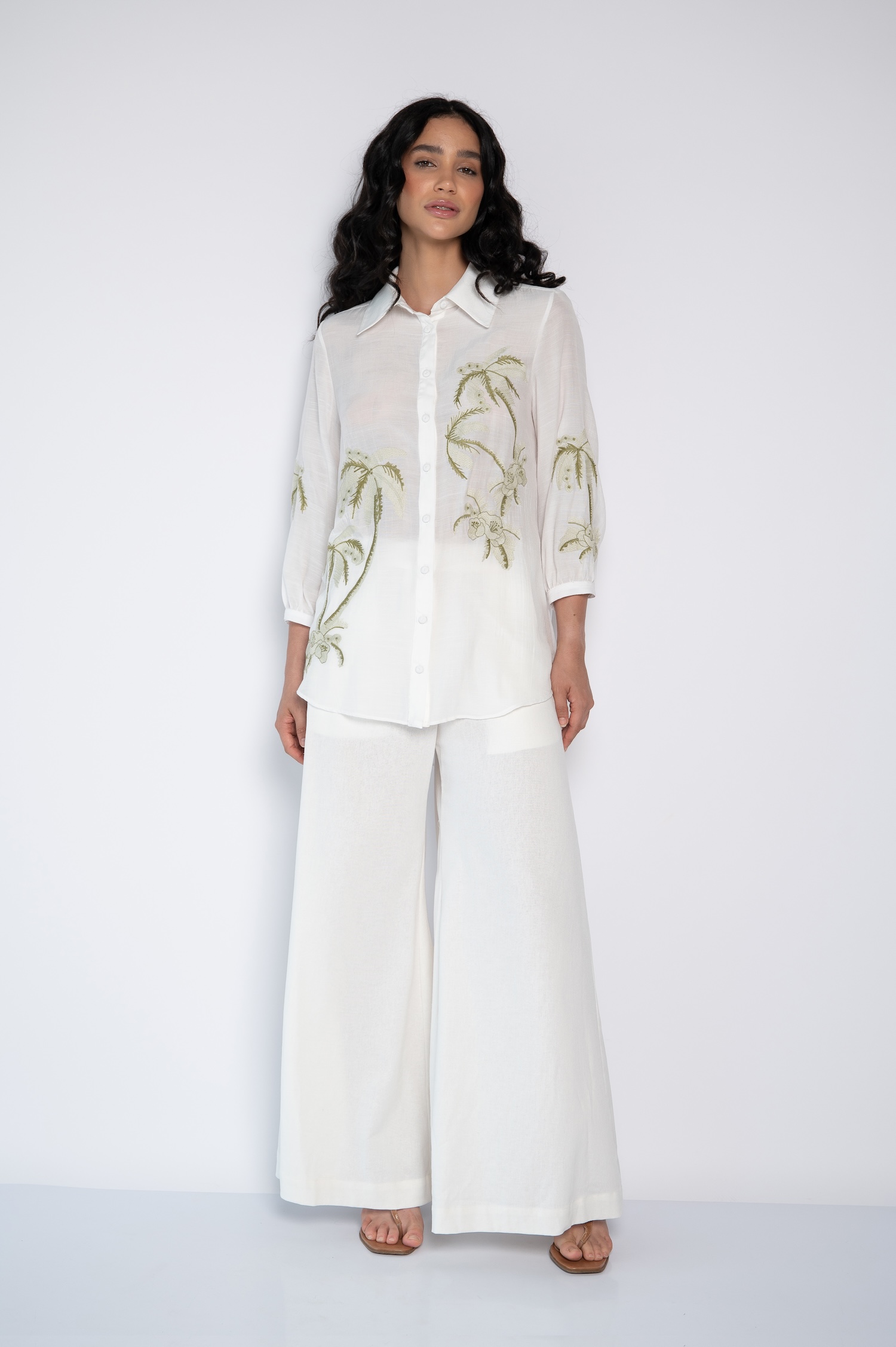 Camisa Bordada Com Mangas 7/8 Off White - Jéssica - Imagem 6