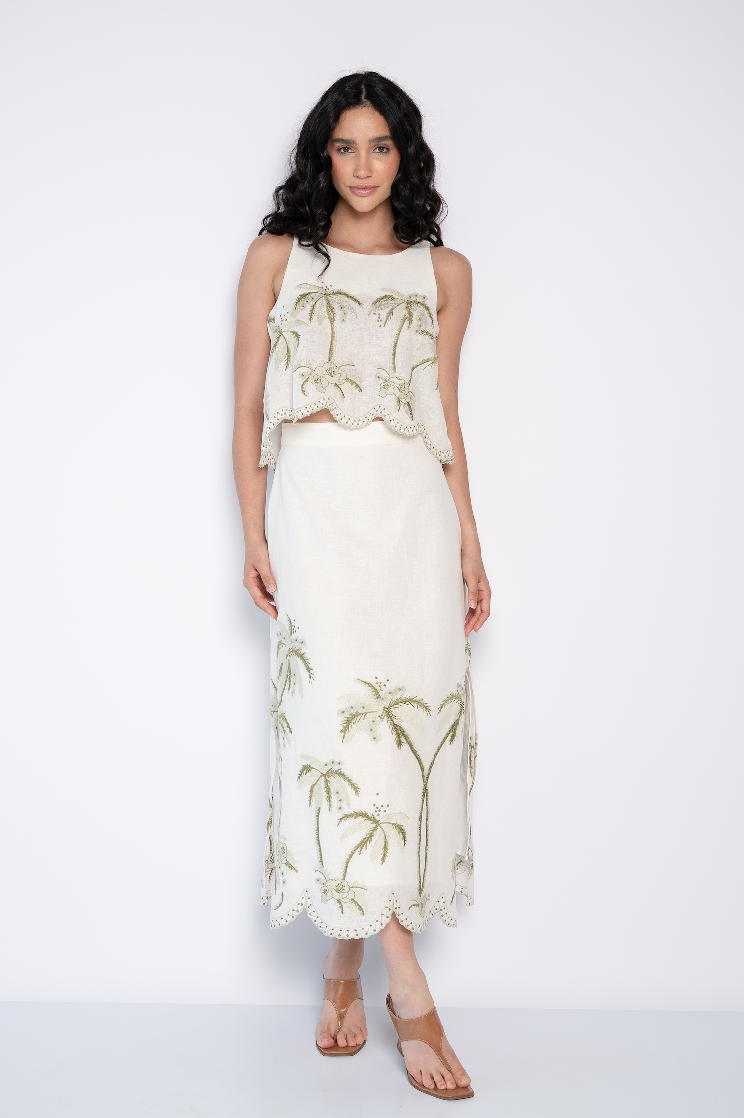 Blusa Cropped Bordada Cavada Off White - Silvana