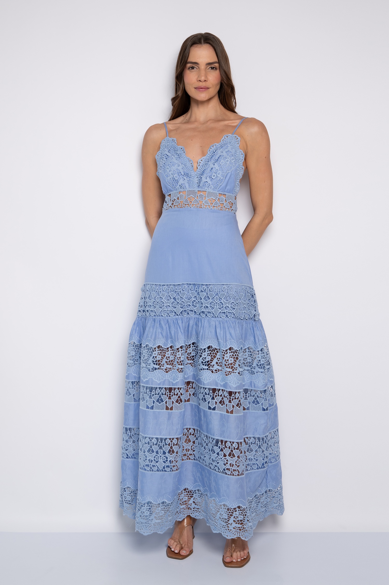 Vestido Longo 100% Algodão Bordado com Decote V Azul - Thiane