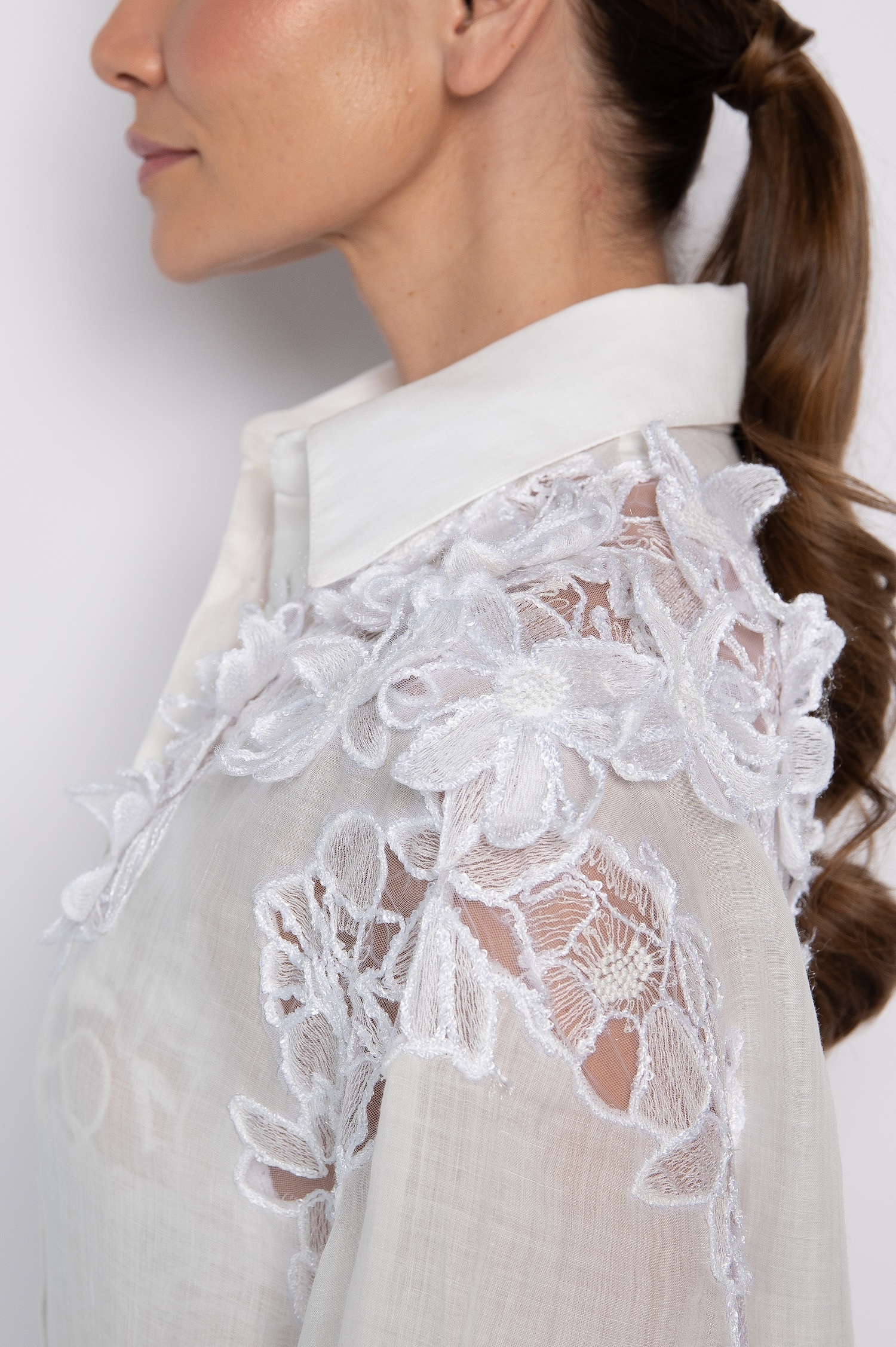 Vestido Chemise Bordado Com Manga 7/8 Off White - Adeline - Imagem 5