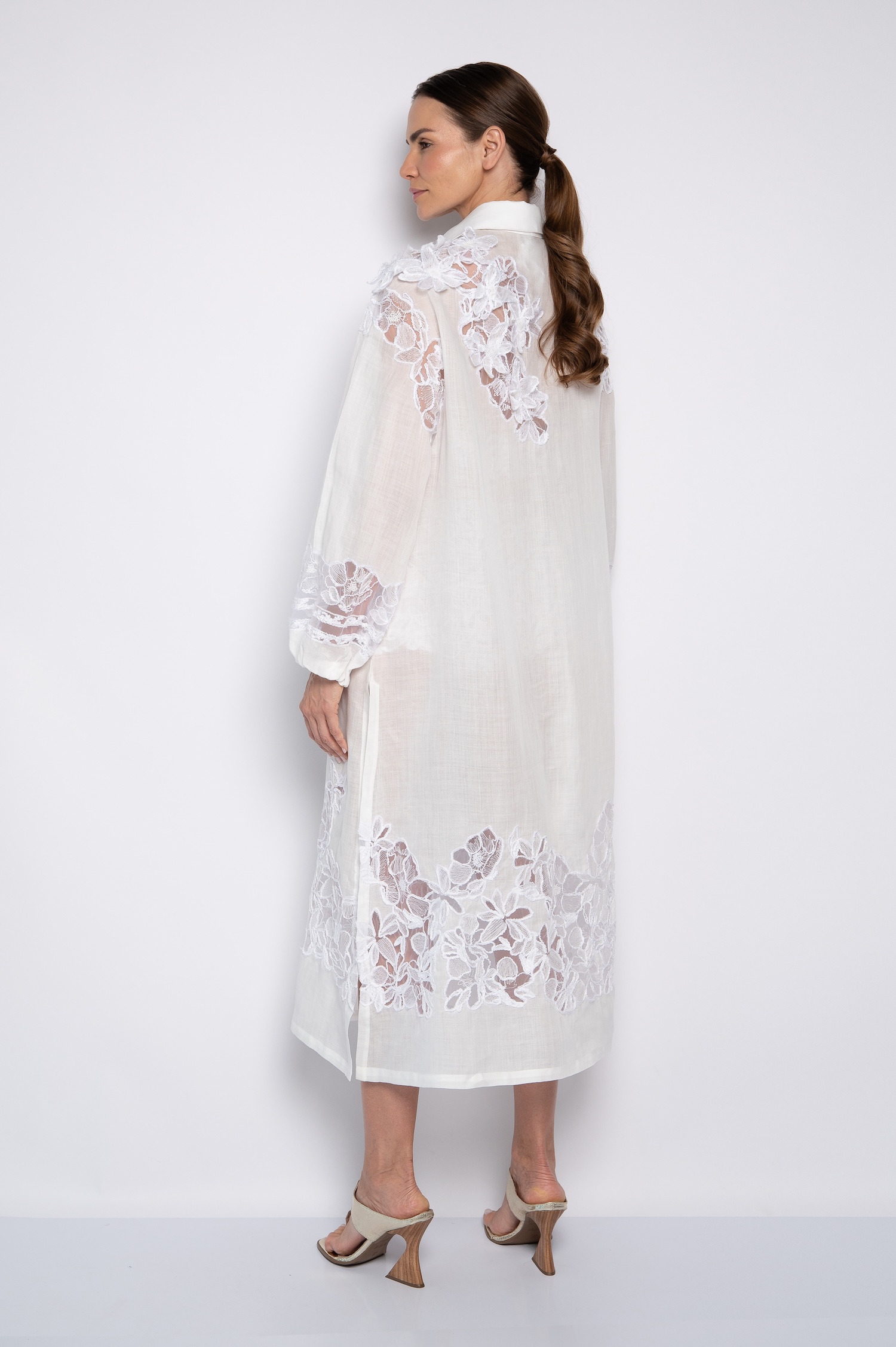 Vestido Chemise Bordado Com Manga 7/8 Off White - Adeline - Imagem 7