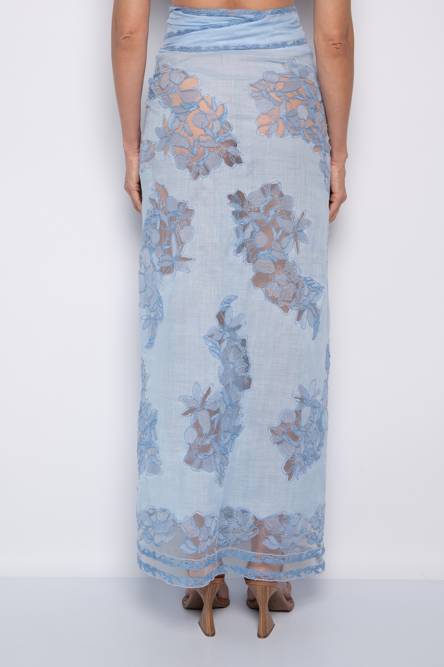 Saia Pareô Bordada Com Amarração Azul - Flávia - Imagem 6