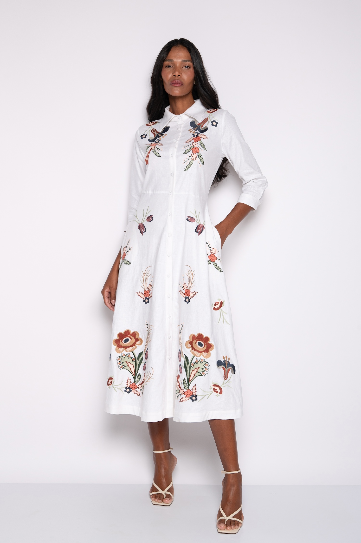 Vestido Chemise Bordado com Manga 3/4 Off White - Vânia