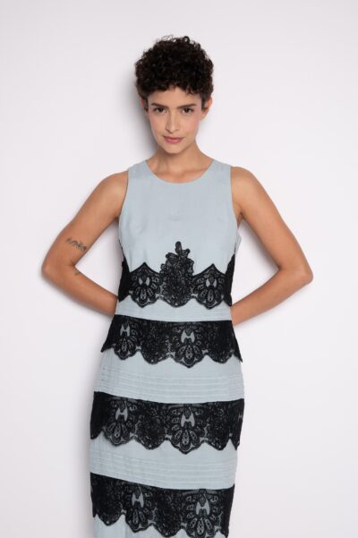 Vestido Curto Bordado Azul Claro - Catarina