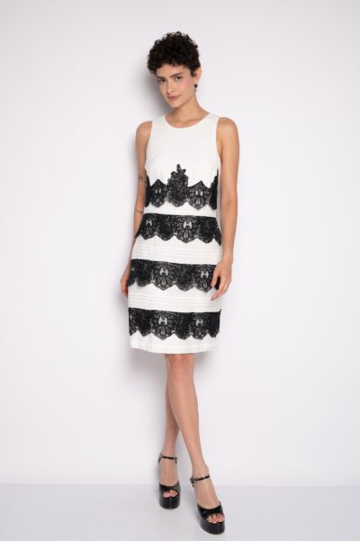 Vestido Curto Bordado Off White - Catarina