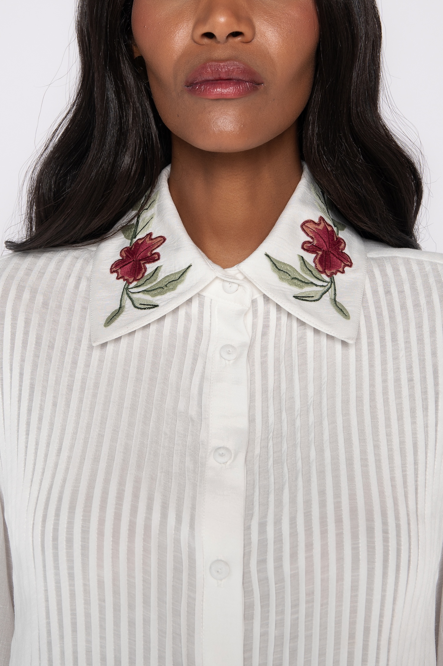 Camisa Bordada Com Nervuras e Manga 7/8 Off White - Raquel - Imagem 3