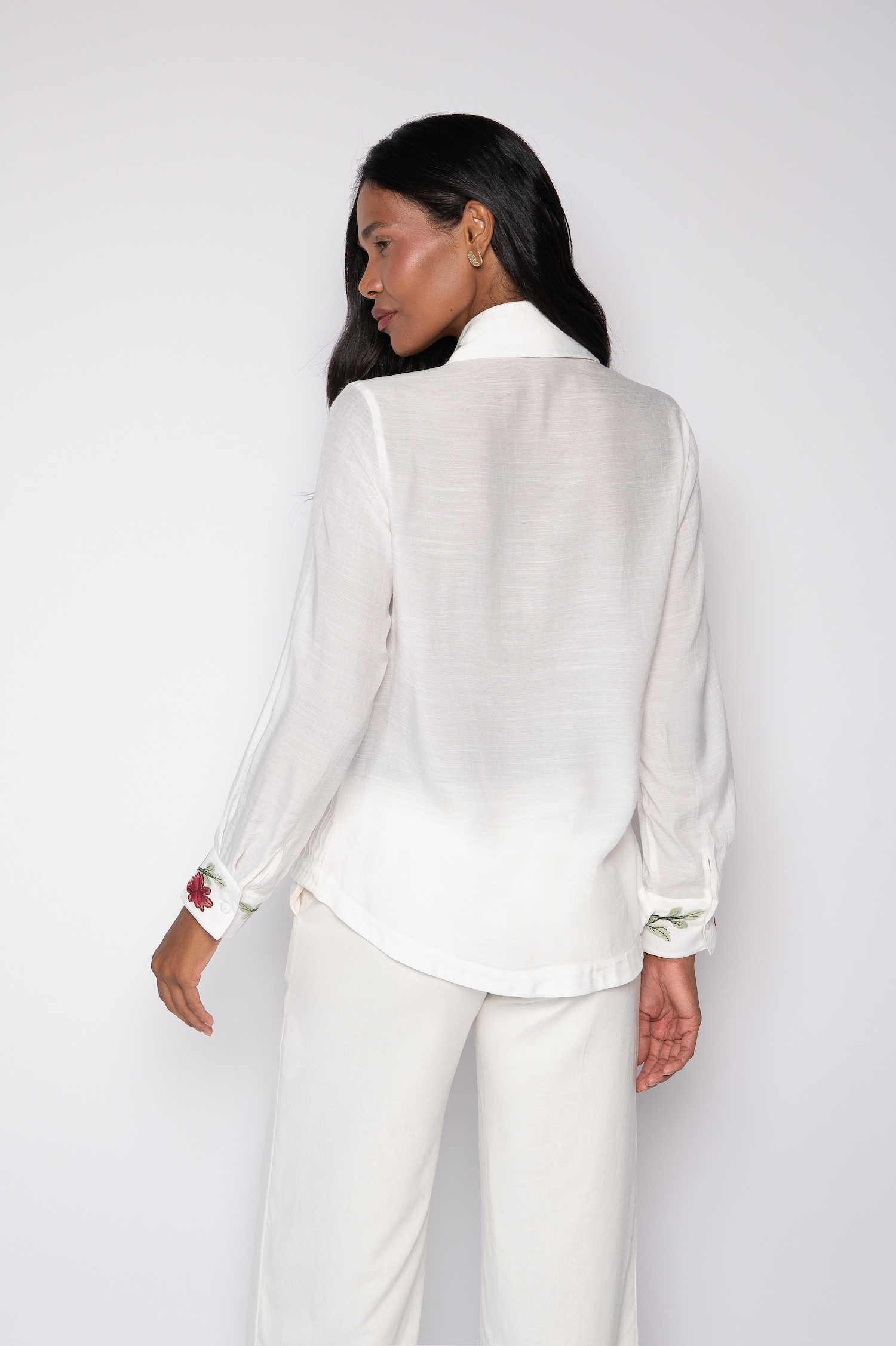 Camisa Bordada Com Nervuras e Manga 7/8 Off White - Raquel - Imagem 4