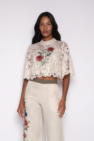 Blusa Cropped de Renda Bordada Manga Curta Bege - Cassia