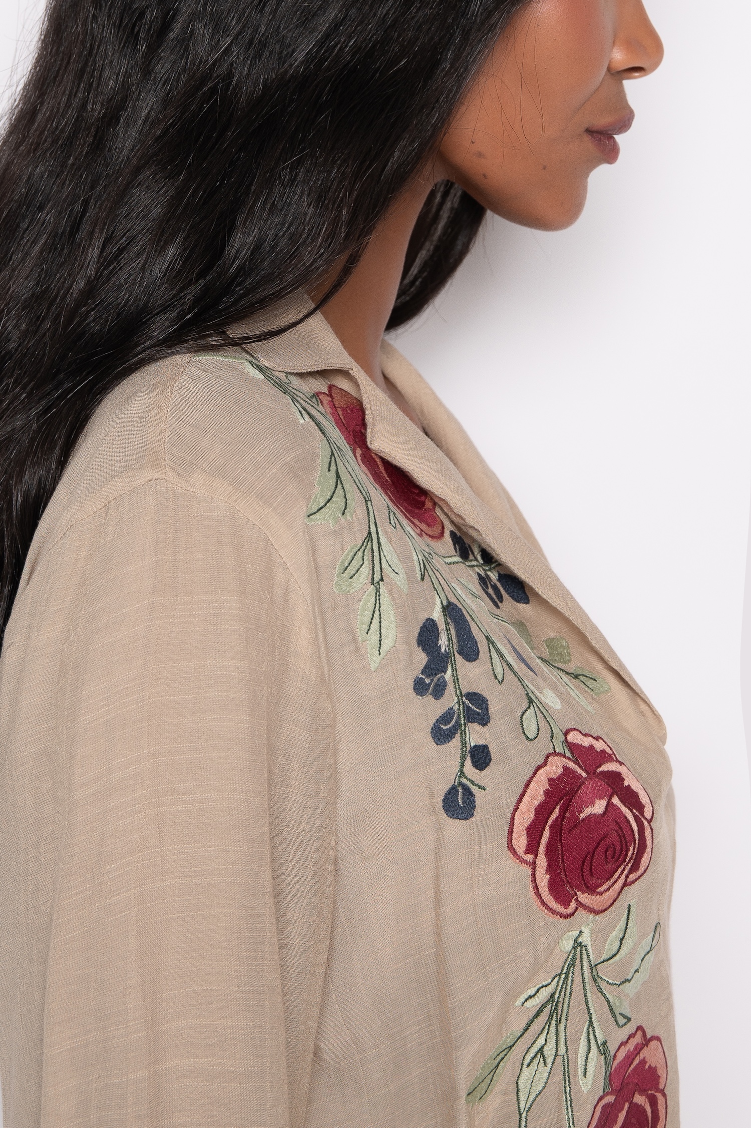 Bata bordada manga 7/8 Caqui - Dulce - Imagem 3