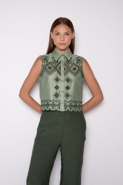 Camisa Cropped Bordada Verde Claro - Kelly