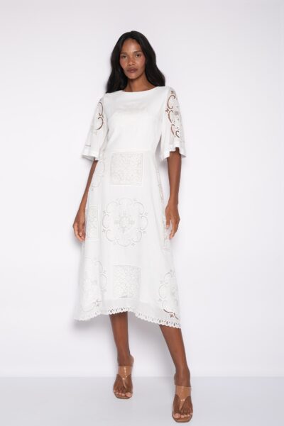 Vestido Midi Bordado com Mangas Curtas Off White - Ligia