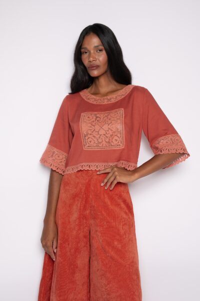 Blusa Cropped Bordada Urucum - Alice