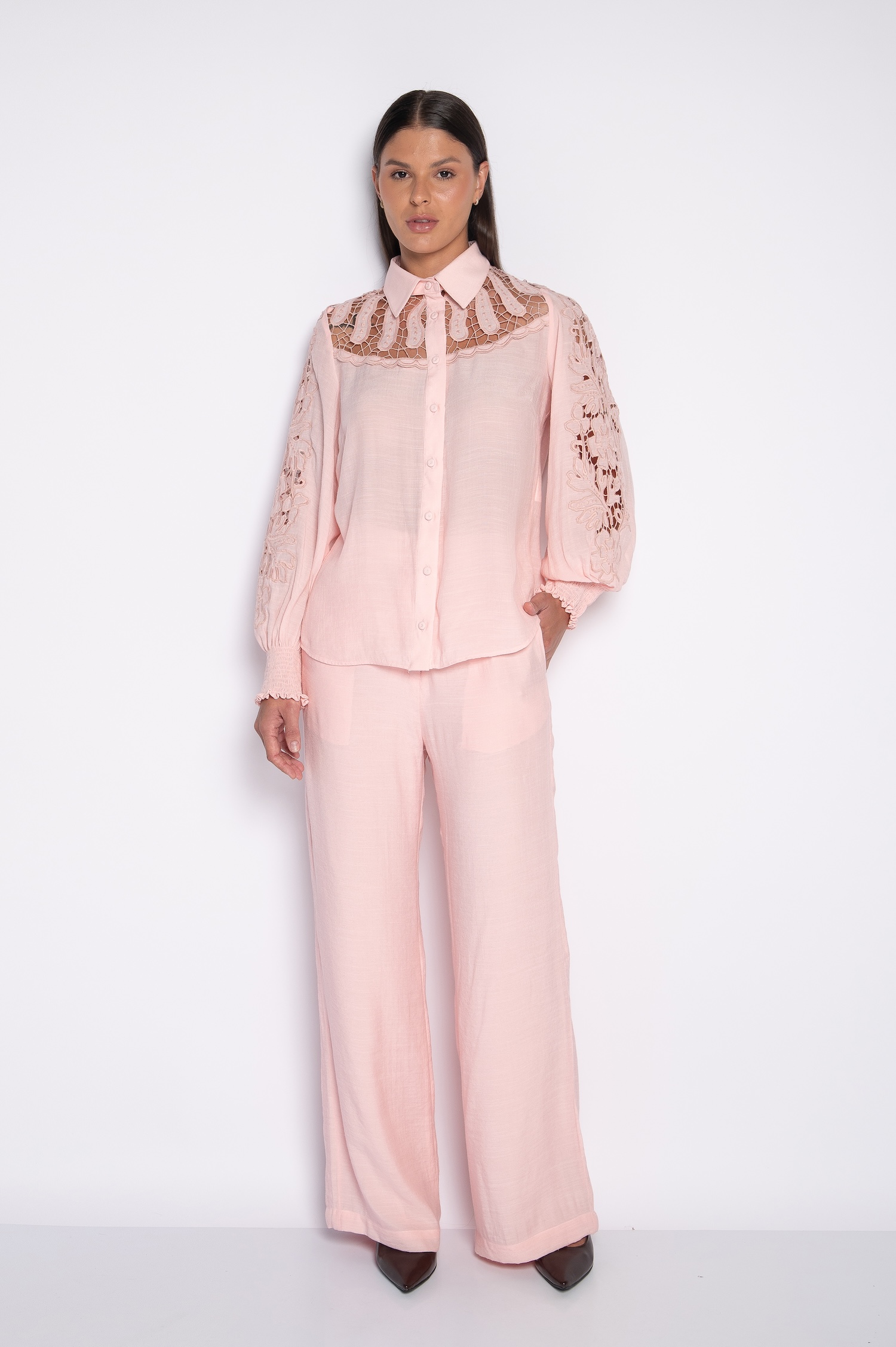 Camisa Bordada com Lastex nos Punhos Rosa - Zenilda - Imagem 2