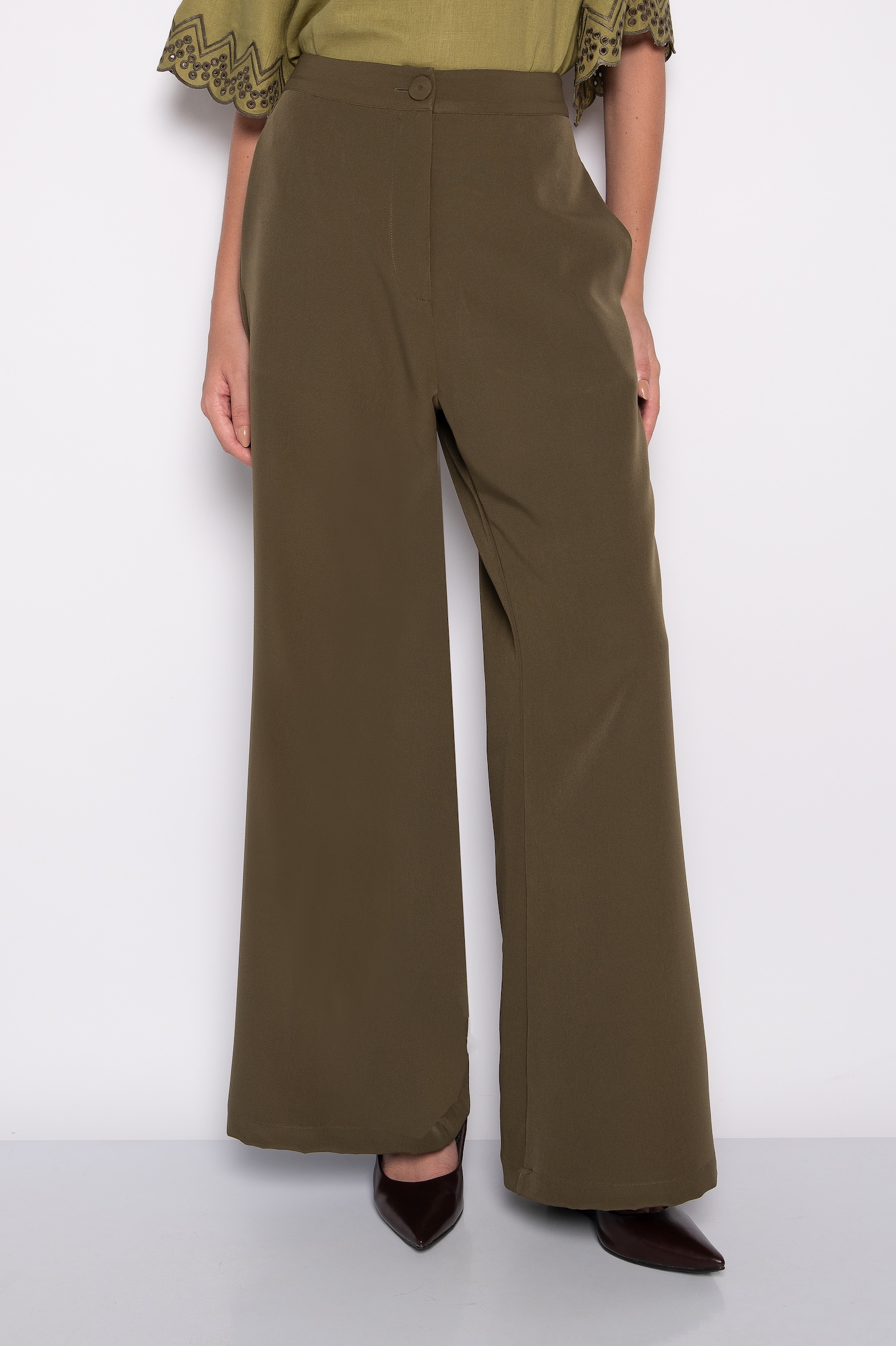 Calça Pantalona com Bolsos Laterais Verde Oliva - Mirtes - Imagem 2