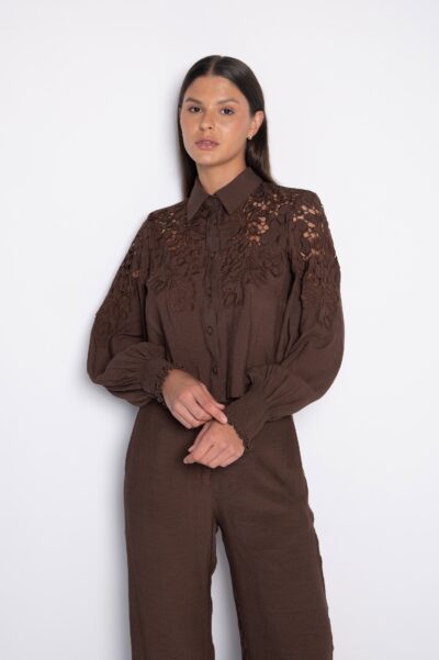 Camisa Cropped Bordada Com Manga Bufante Marron - Zilma