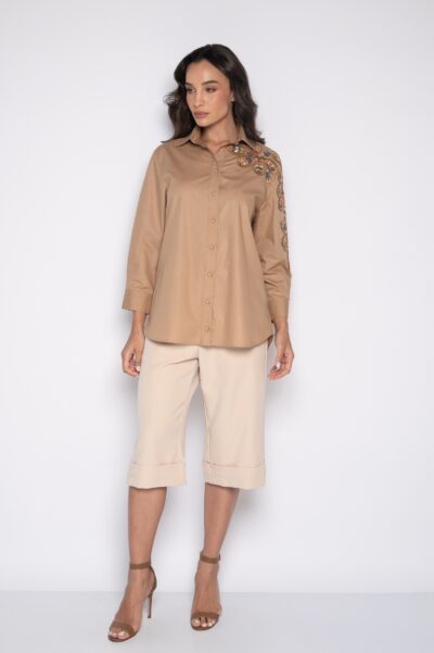 Camisa Com Mangas 3/4 E Bordado Lateral 100% Algodão Caqui - Patrícia