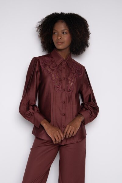 Camisa Bordada Com Mangas Bufante Vinho Berry - Olivia