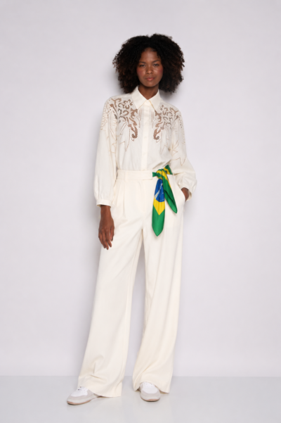 Camisa Bordada Com Mangas Bufante 100% Algodão Creme - Cinara