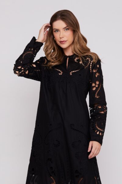 Vestido Longo Bordado Vazado Preto- Tereza