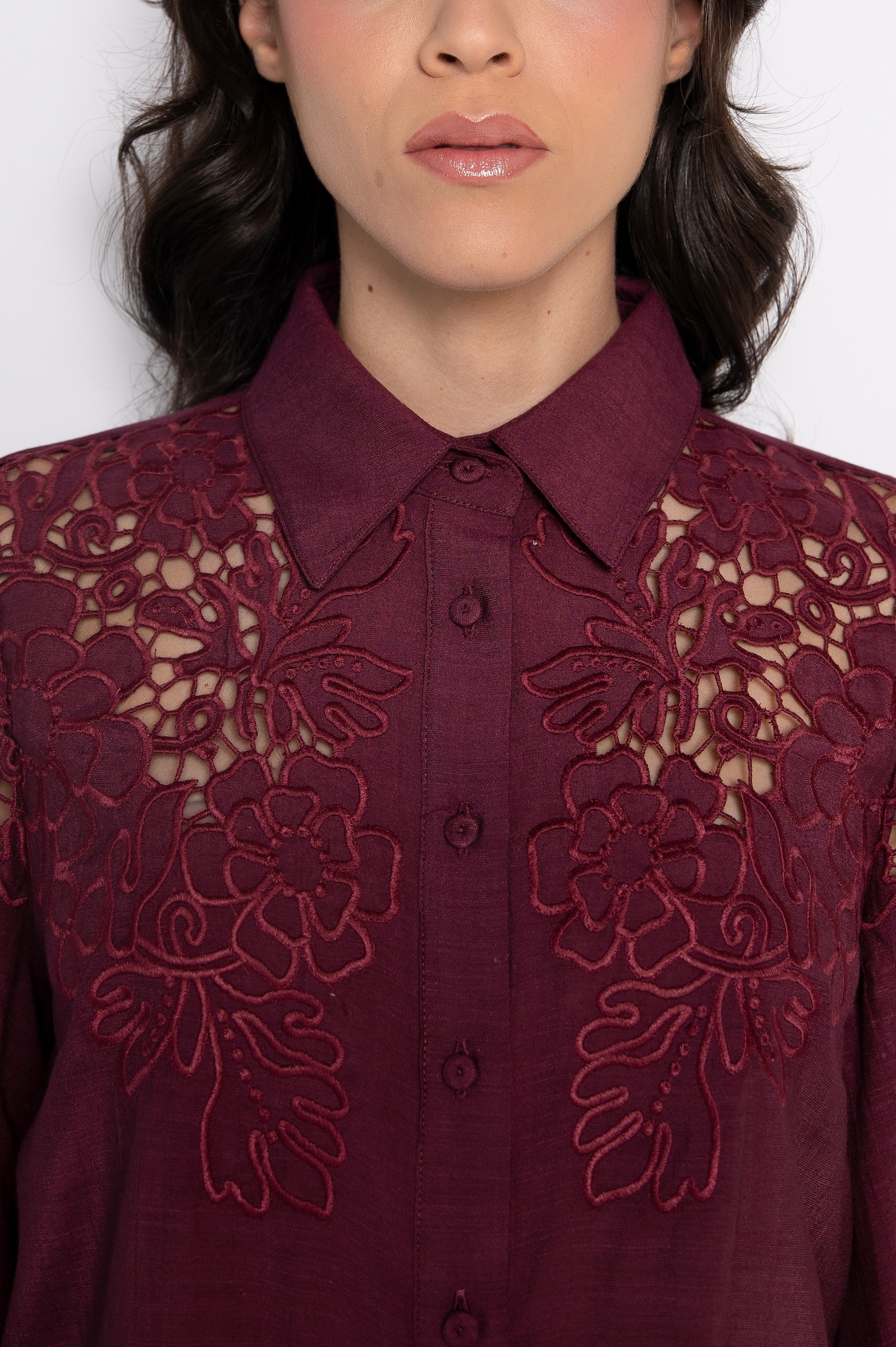 Camisa Cropped Bordada Com Manga Bufante Figo - Zilma - Imagem 3
