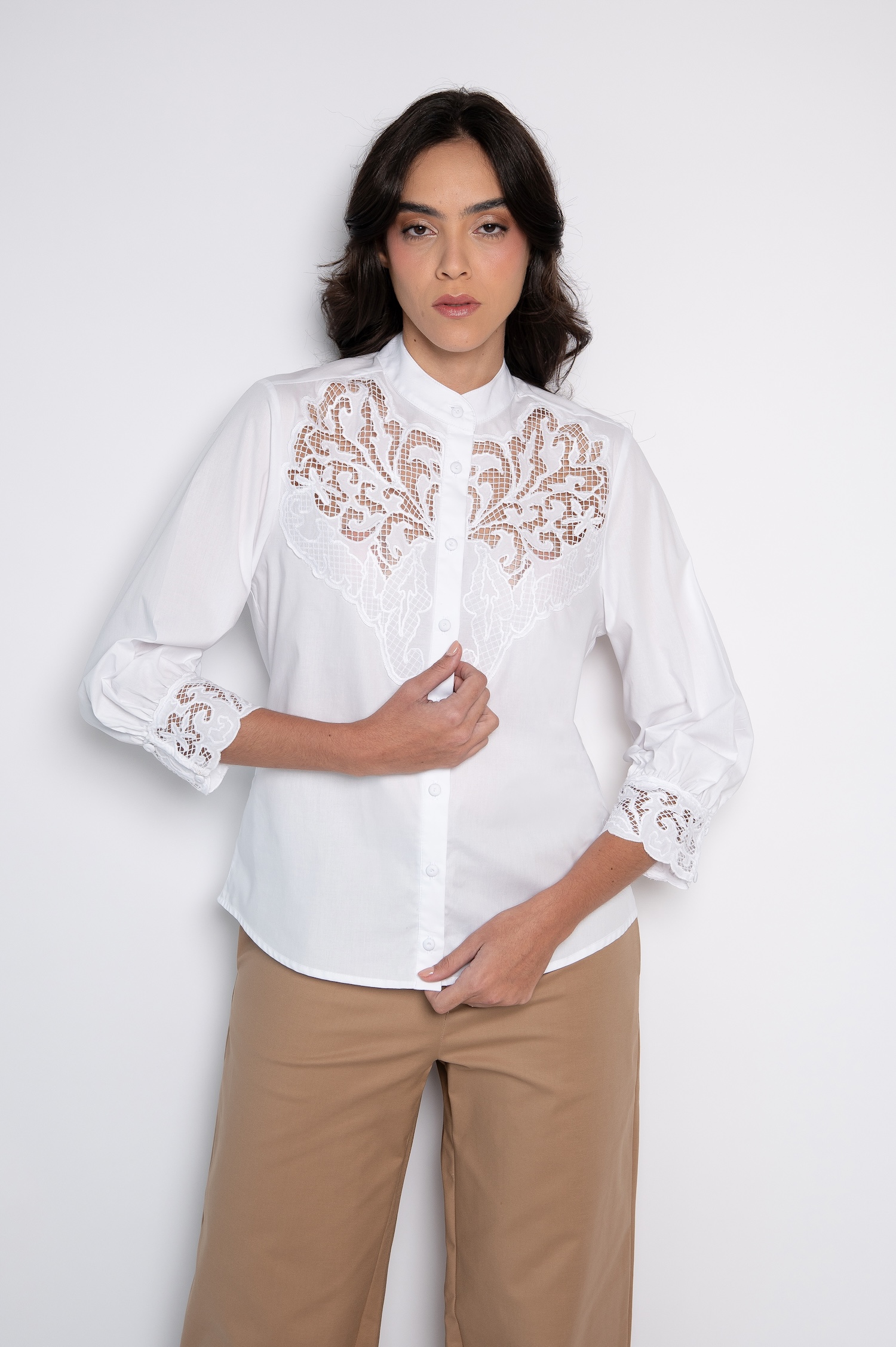 Camisa Bordada Com Mangas 3/4 Branco- Stella - Imagem 2