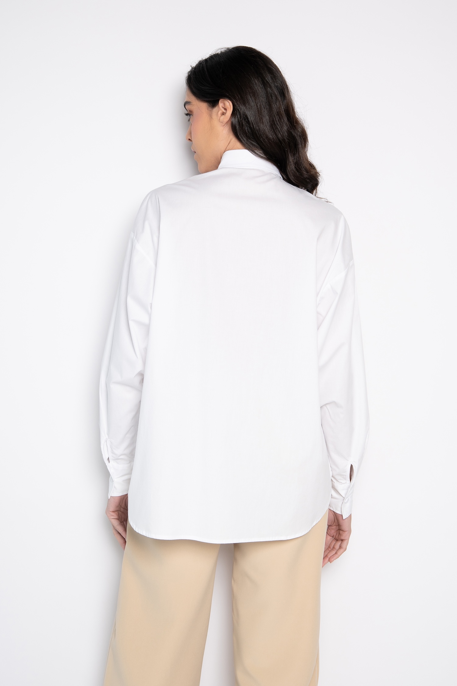 Camisa Oversized Branca - Sabrina - Imagem 4