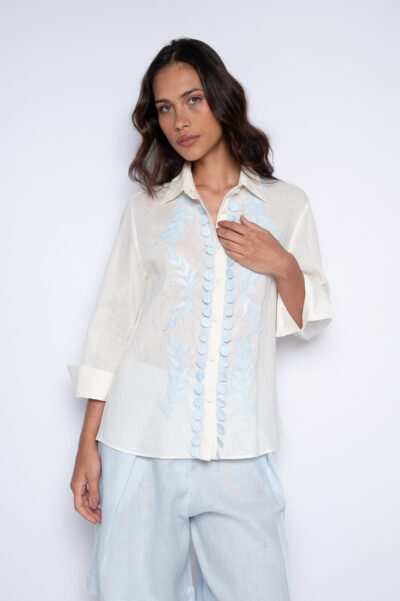 Camisa Bordada Com Mangas 3/4 Off White/Azul - Carla