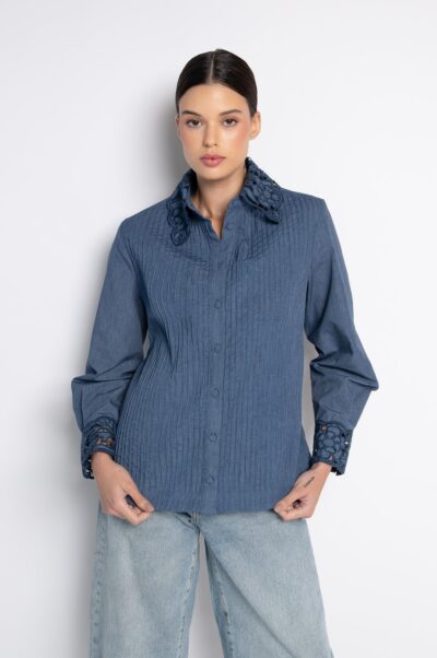 Camisa Bordada com Nervuras Frontais Jeans Lavagem Escura - Ruth