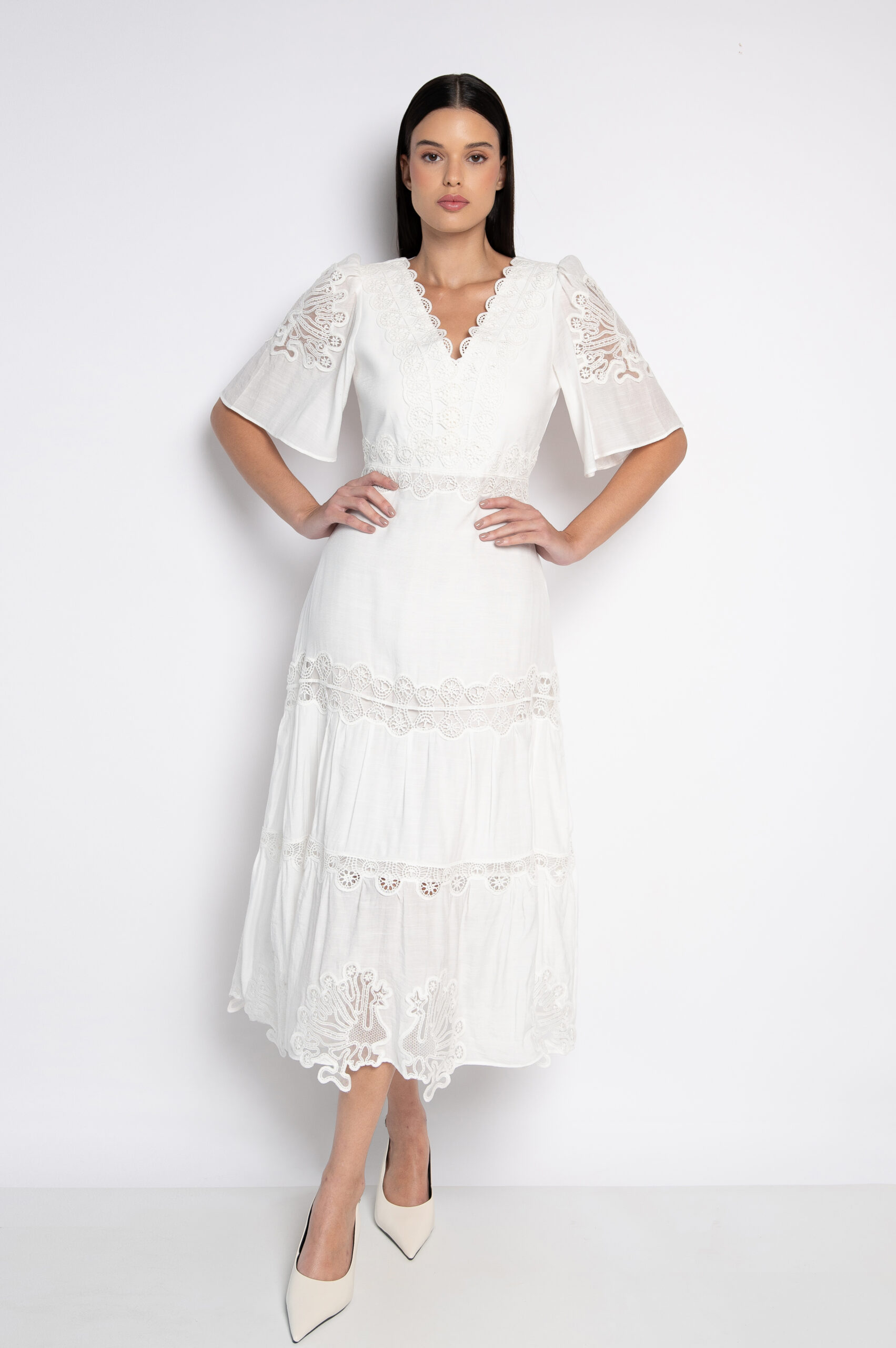 Vestido Midi Bordado Com Decote V Off White - Eduarda