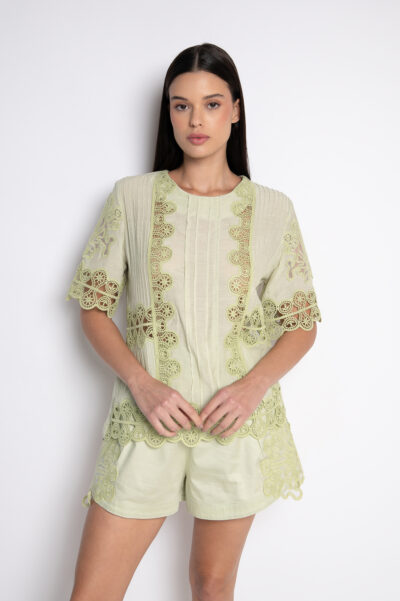 Blusa Bordada Com Nervuras Frontais Verde- Riana