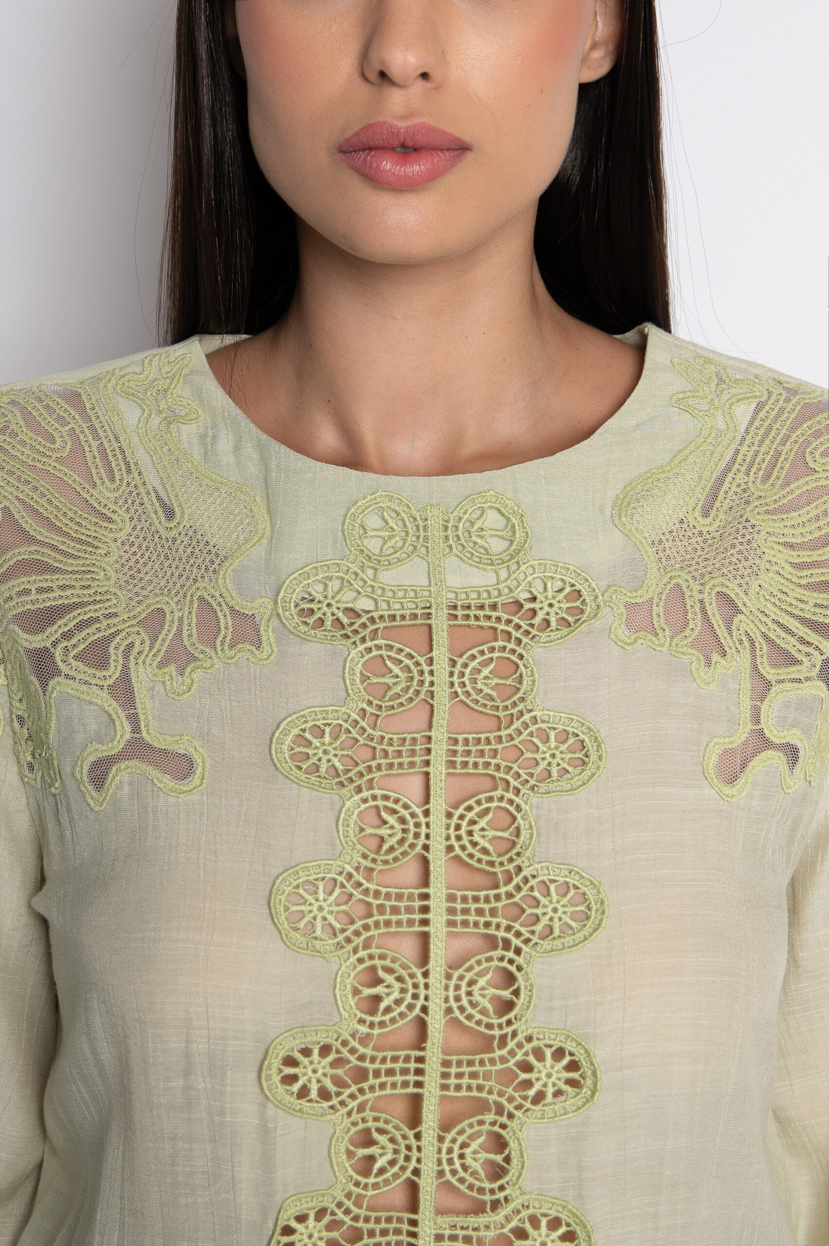 Blusa Bordada Com Mangas 3/4 Verde - Julieta - Imagem 4