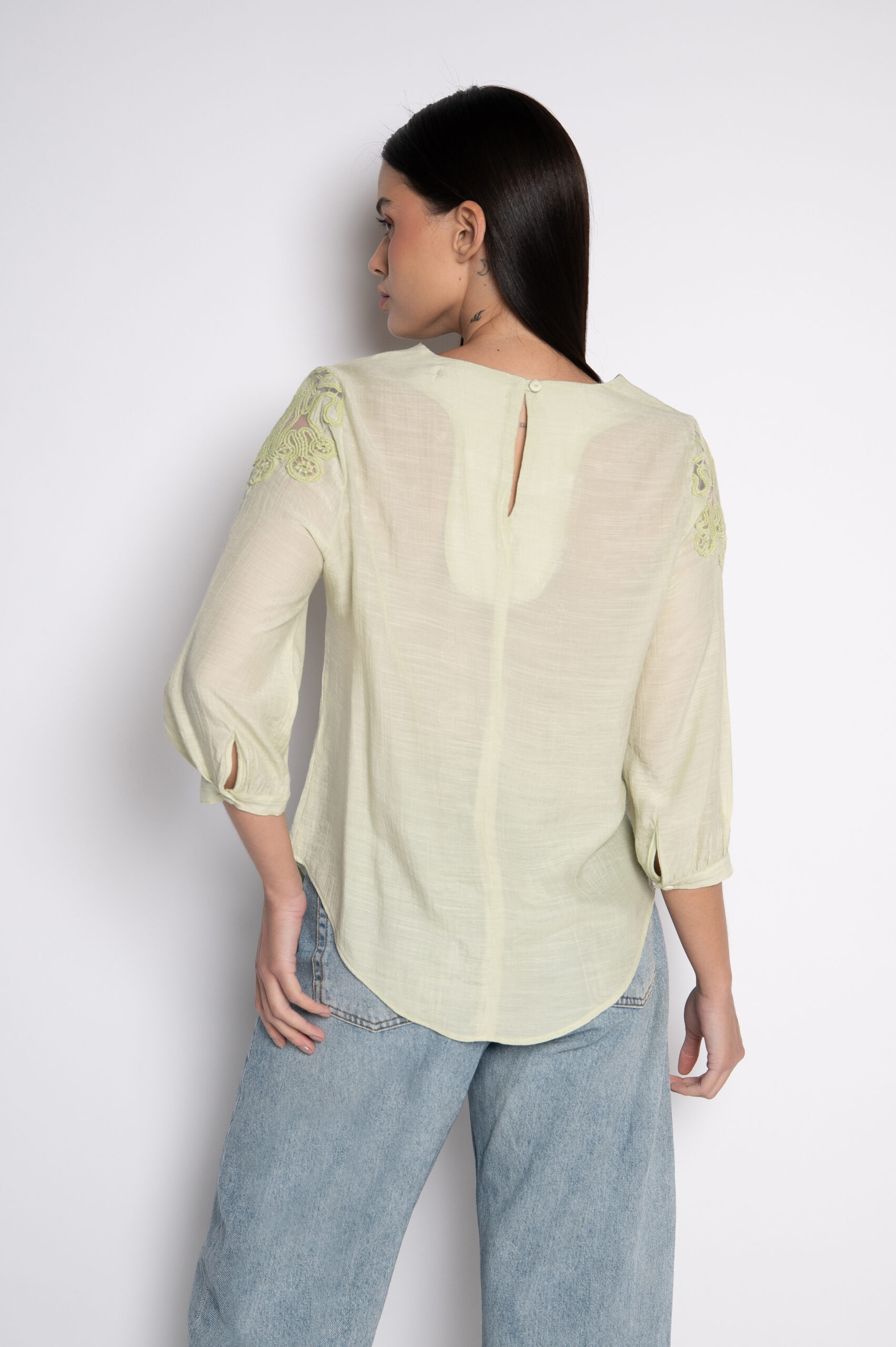 Blusa Bordada Com Mangas 3/4 Verde - Julieta - Imagem 5