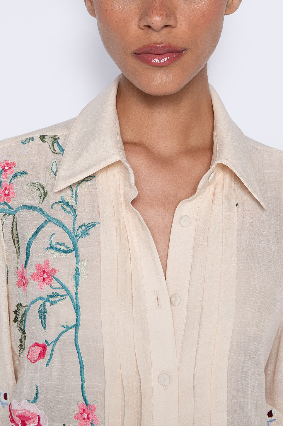 Camisa Bordada Com Nervuras Frontais New Manteiga - Barbara - Imagem 3