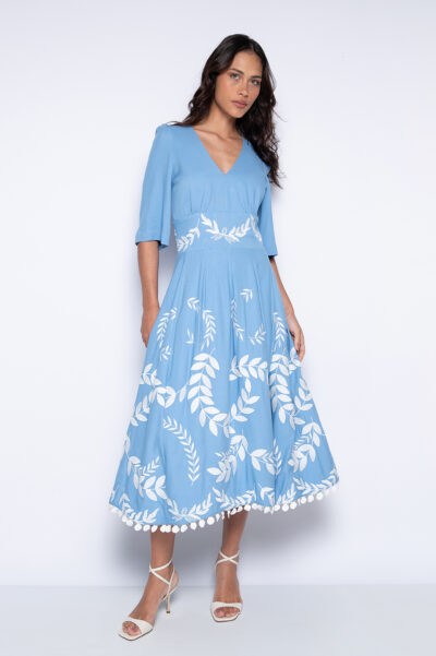 Vestido Midi Godê Bordado Azul - Manuela