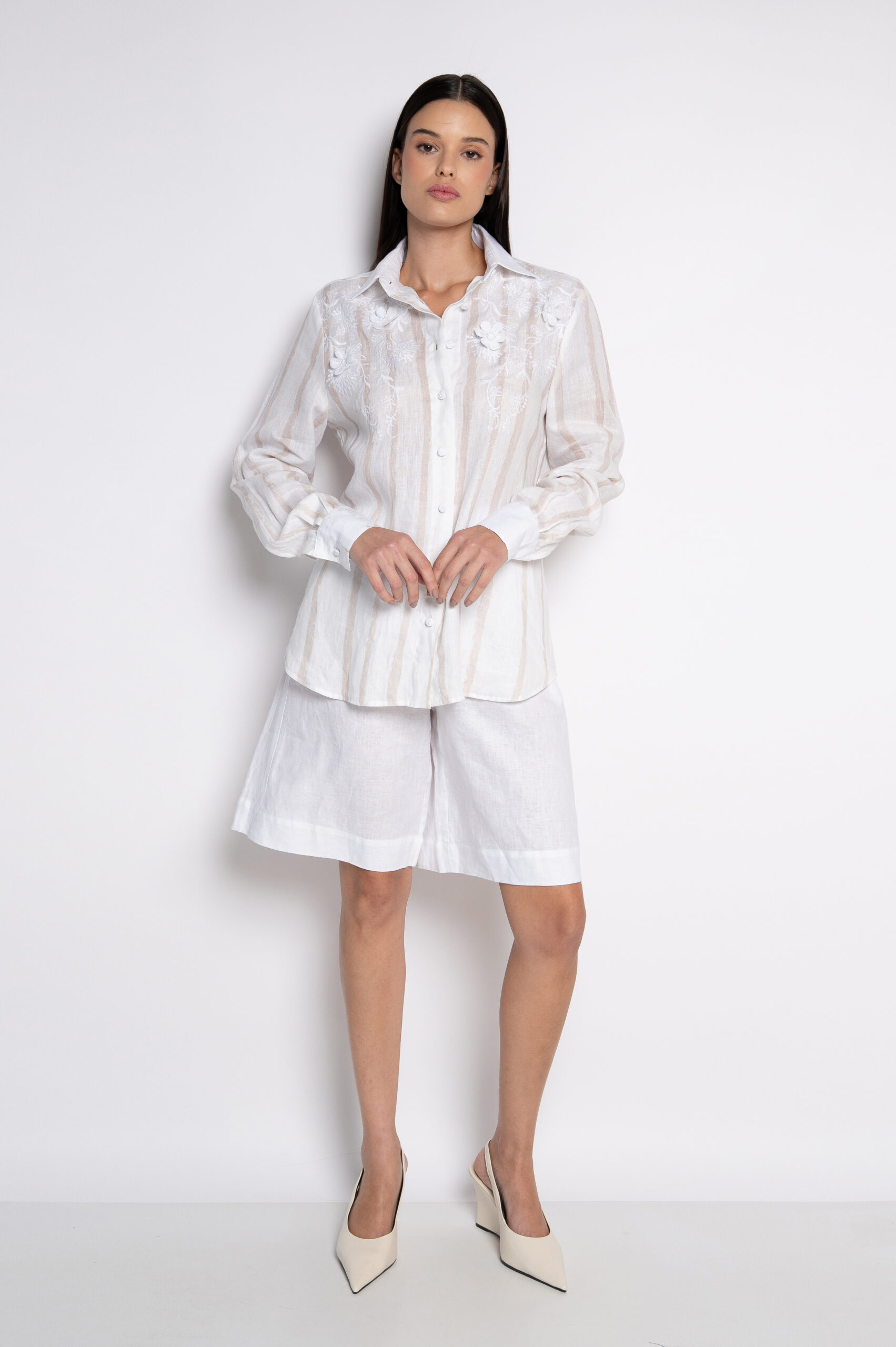 Camisa Listrada Bordada 100% Linho Off White/Bege - Paloma - Imagem 2